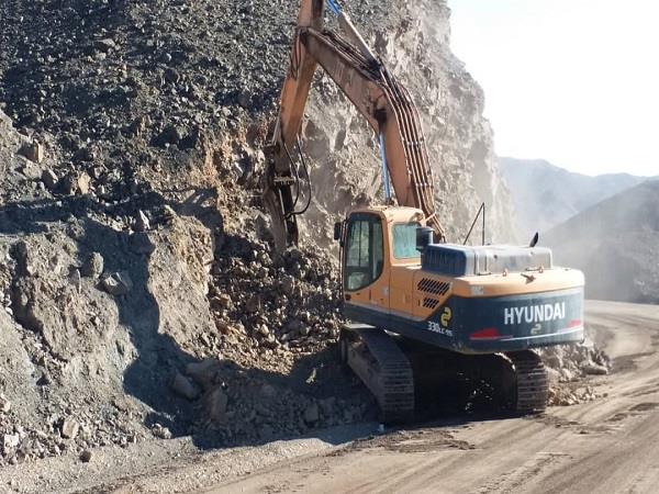 محور بهاباد - نایبند - یزد